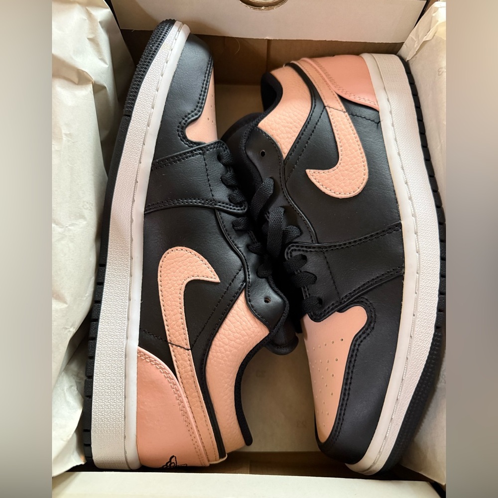 Jordan Air Jordan 1 Low - Black & Pink